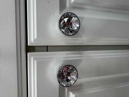 Crystal Cabinet Drawer Pull or Drawer Knob 30mm Crystal/Silver with Screw