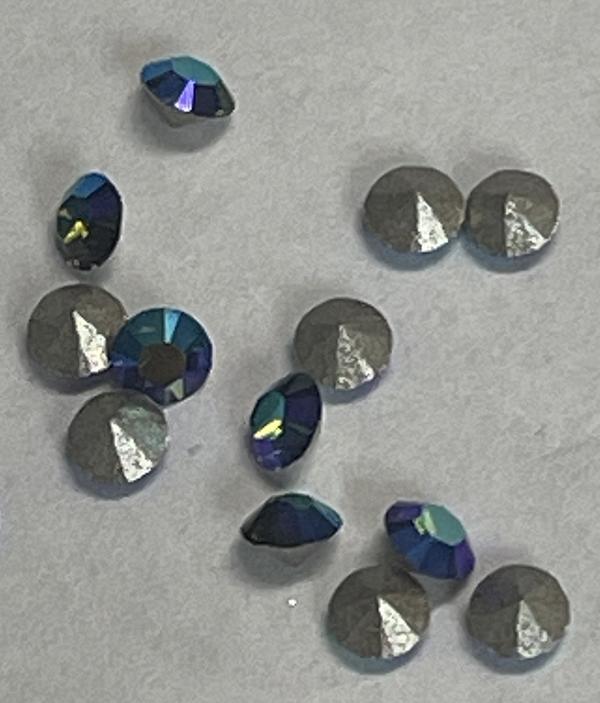 Swarovski 1028 XILION Chaton Turmaline AB PP18