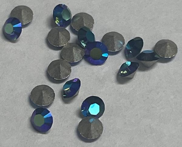 Swarovski 1028 XILION Chaton Montana AB PP21