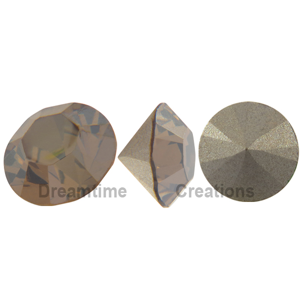 Dreamtime Crystal DC 1028 Chaton Light Colorado Topaz Satin SS34