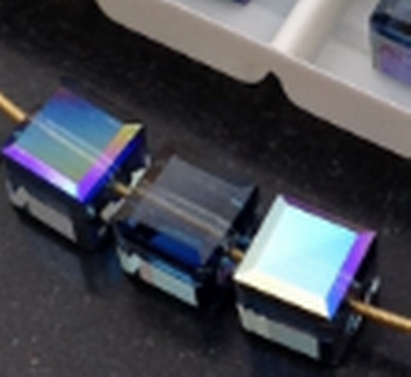 Dreamtime Crystal DC 5601 Cube Beads 8mm Denim Blue AB