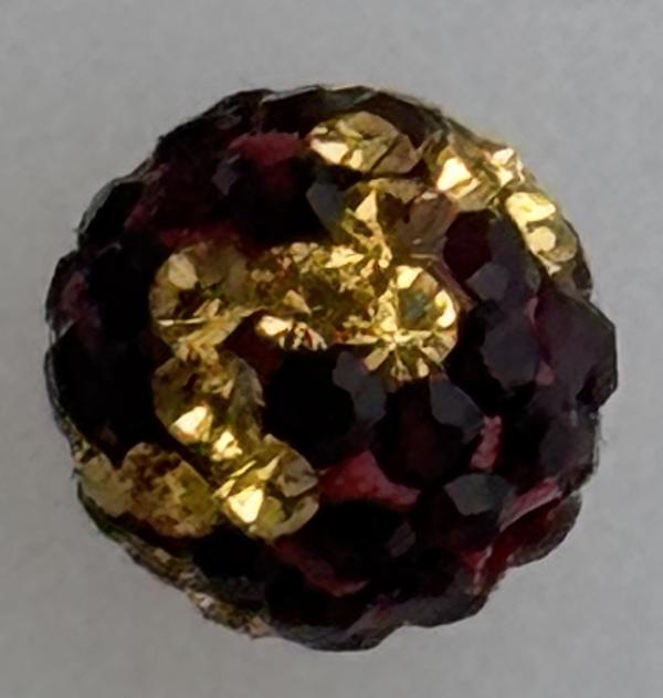 Round Pave Bead with 2.0mm hole, Alora Crystals Siam/Topaz 8 mm