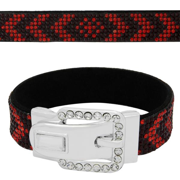 Chevron Buckle Clasp Bracelet in Siam/Hyacinth