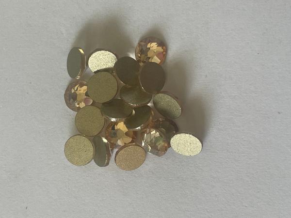 Bling! Flatback Rhinestones 20ss Honey