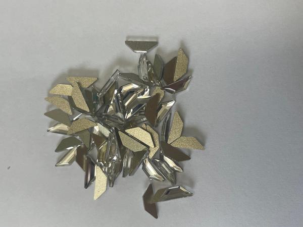 Bling! 2772 Trapezoid Flatback Crystal 8x4 mm