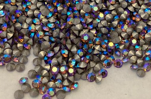 Dreamtime Crystal DC 1028 Chaton Light Smoked Topaz AB PP18