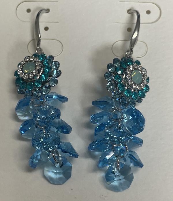 Double Flower Dangle Earring Aquamarine 3/4"