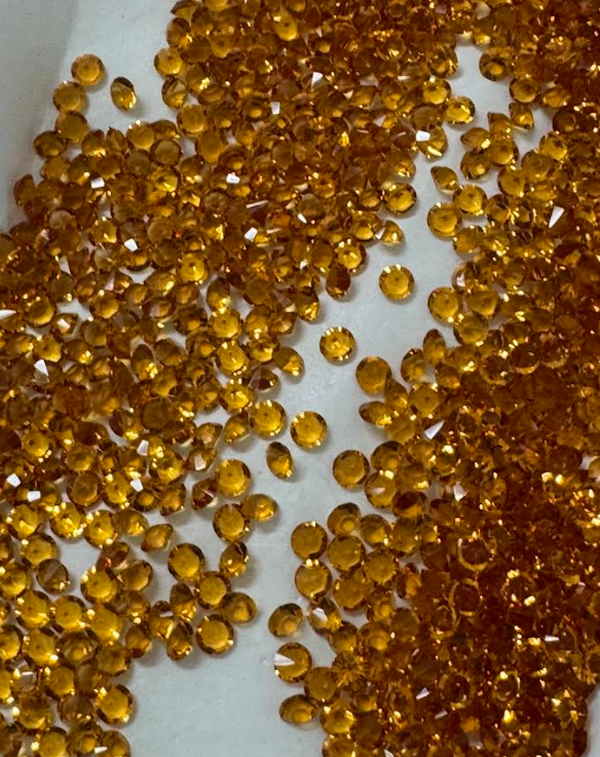 Dreamtime Crystal DC 1028 Chaton Topaz Unfoiled PP31